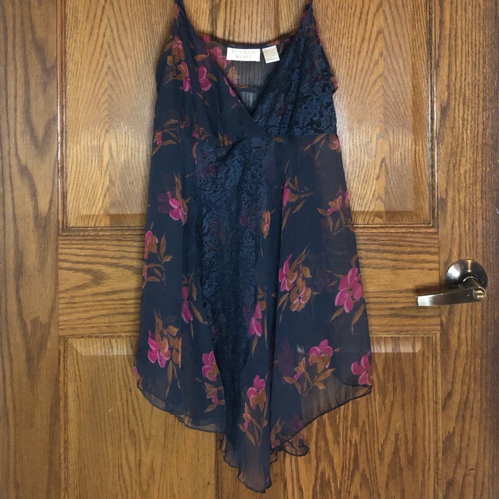Victoria’s Secret Gold Label Floral Sheer Lace Babydoll Lingerie Slip